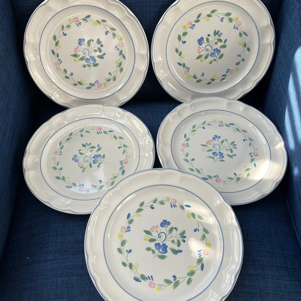 Floral Expression Stoneware Dinner Plates Set of 5 Vintage Blue Floral Scalloped